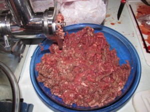 Making elk burger with added beef fat
